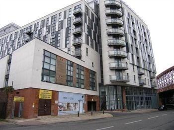 Fresh Apartments Манчестър Екстериор снимка